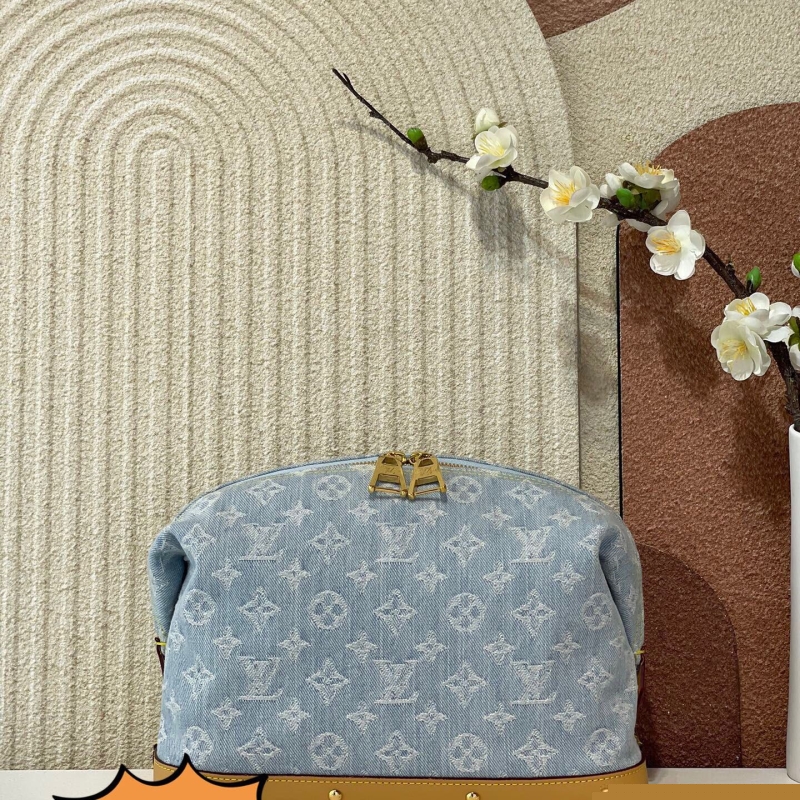 LV Clutch Bags